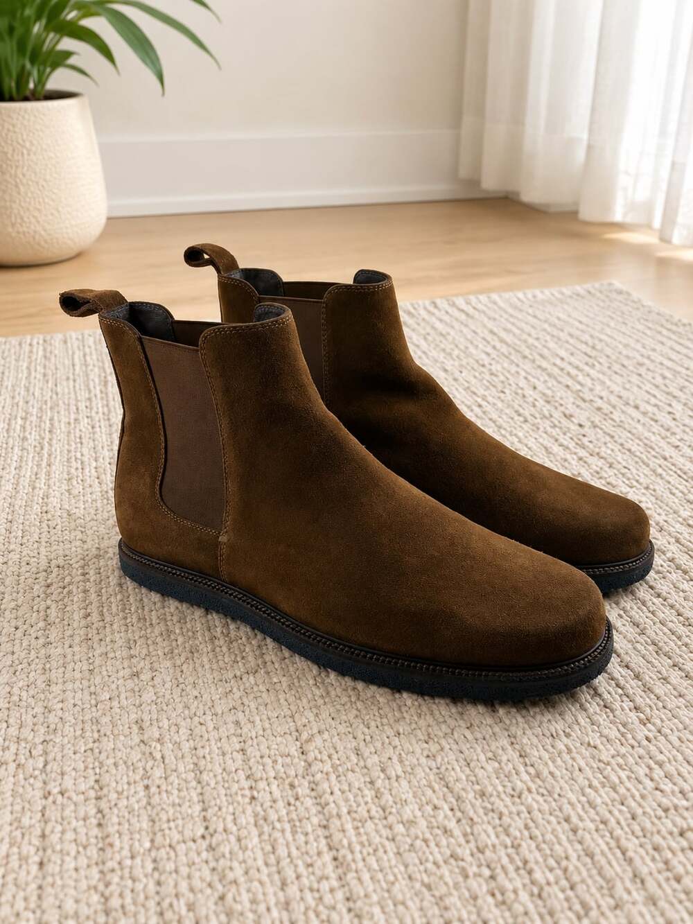 Donald Pliner LEN Brown Suede Chelsea Boots Men’s 9.5M Slip On Ankle Boots